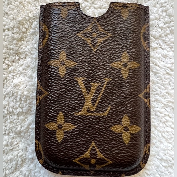 Louis Vuitton Phone Holder - Picture 5 of 9